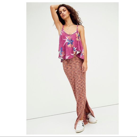 FREE PEOPLE BOHO TANK TOP FLOWY FLORAL FESTIVAL PRINT SLEEVELESS KNIT TEE A2C - Picture 4 of 16